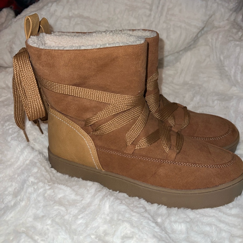 Universal Thread Brown Winter Boots